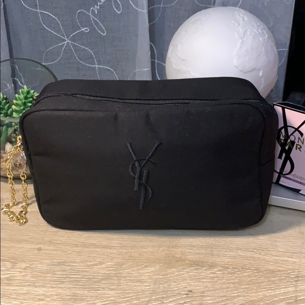 AUTHENTIC YVES SAINT LAURENT Pouchette